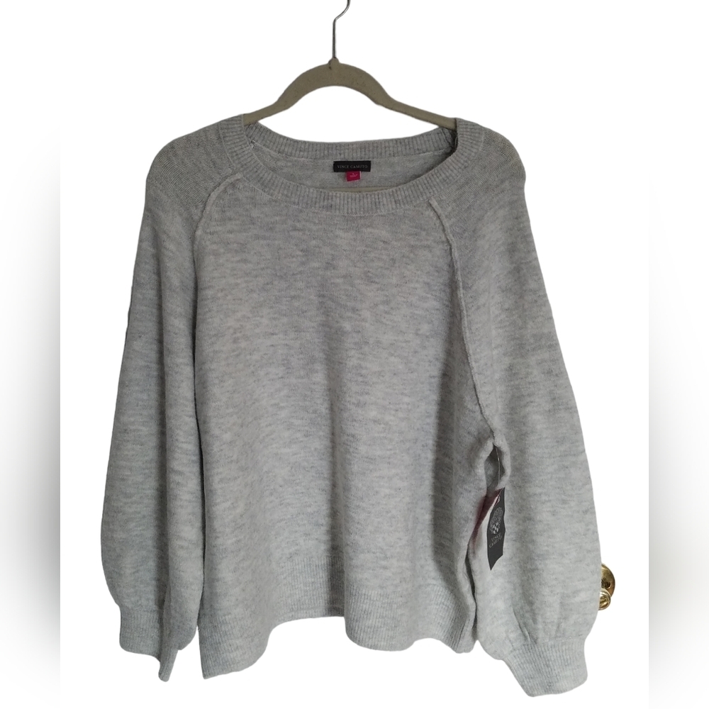 NWT Vince Camuto  Crewneck Sweater  Gray Size Large
